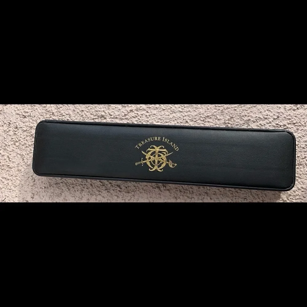 Pedre Brand Treasure Island Casino Las Vegas Now TI Logo Watch With Case Used